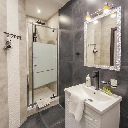 Modern Apartments On Baseina Near Arena City كييف المظهر الخارجي الصورة