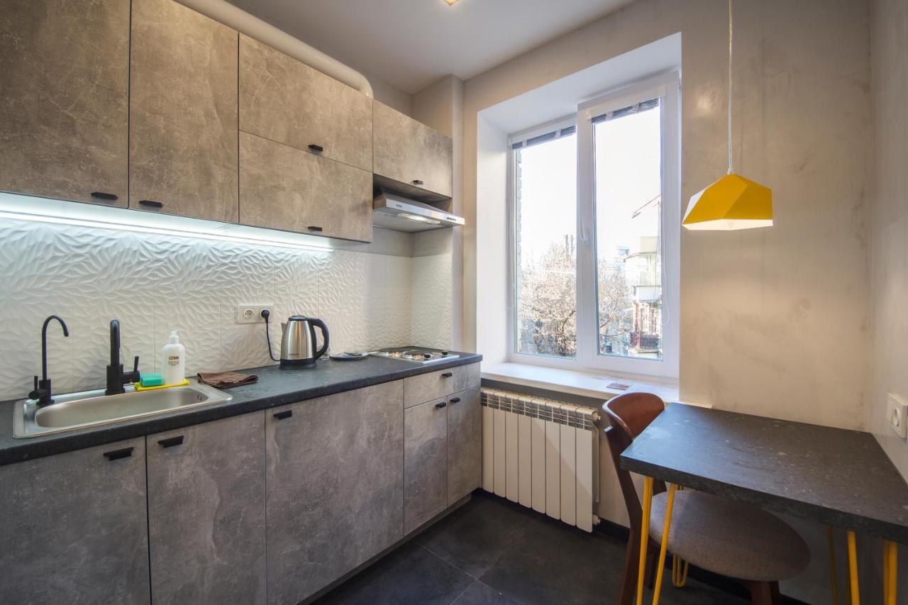 Apartment Modern On Baseina Near Arena Kyiv